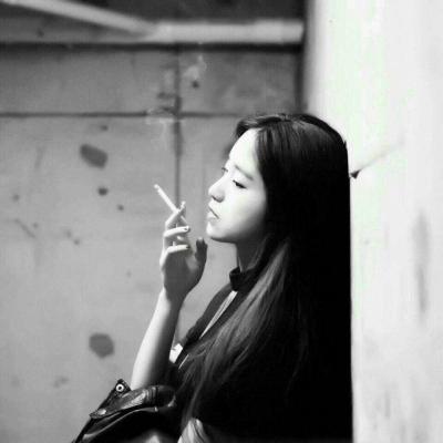 2018qq头像女生霸气伤感抽烟图片接受成长接受所有不欢而散