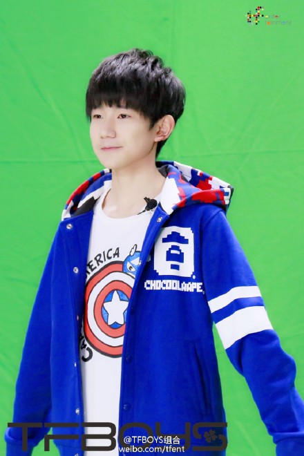 TFBOYSμӷҸͼƬ